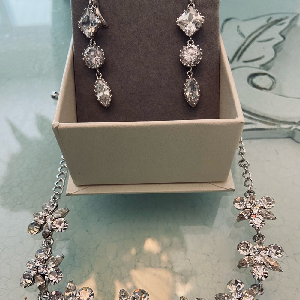 Wedding jewelry accessories